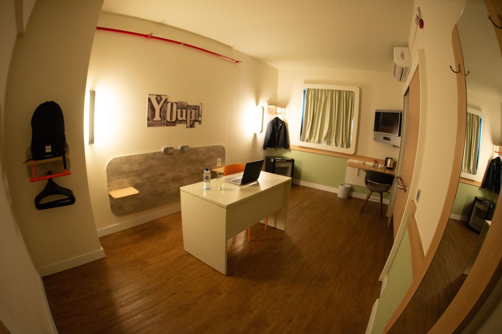 Ibis Budget Sorocaba 23/48