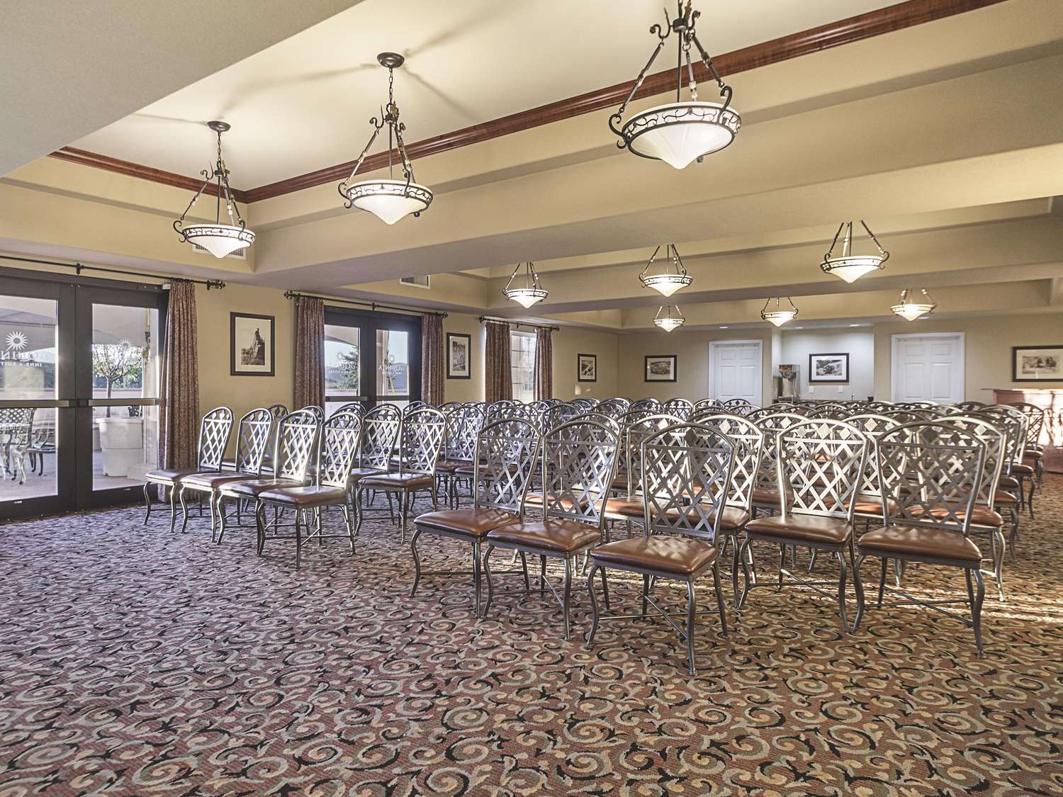 La Quinta Inn & Suites by Wyndham Trinidad 52/61