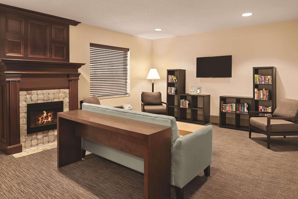 Country Inn & Suites by Radisson, Dayton South, OH 17/54