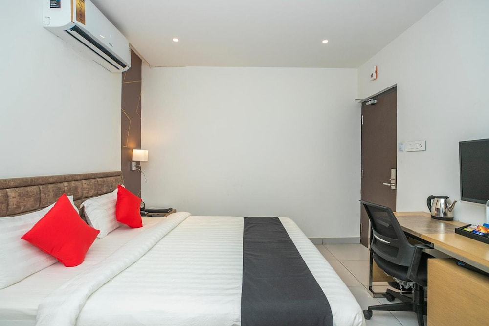 Vihaari 24 Business Hotel 24/57