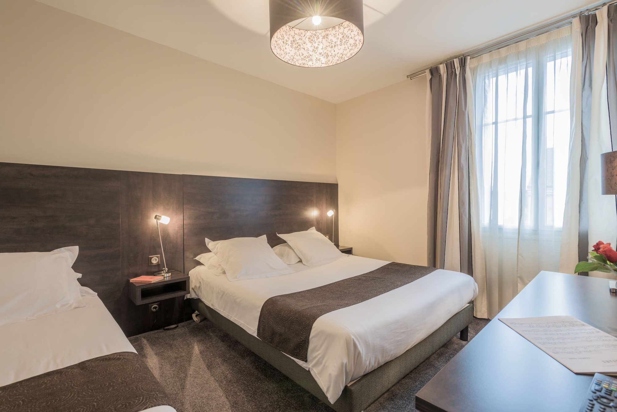 COMFORT, DOUBLE BED