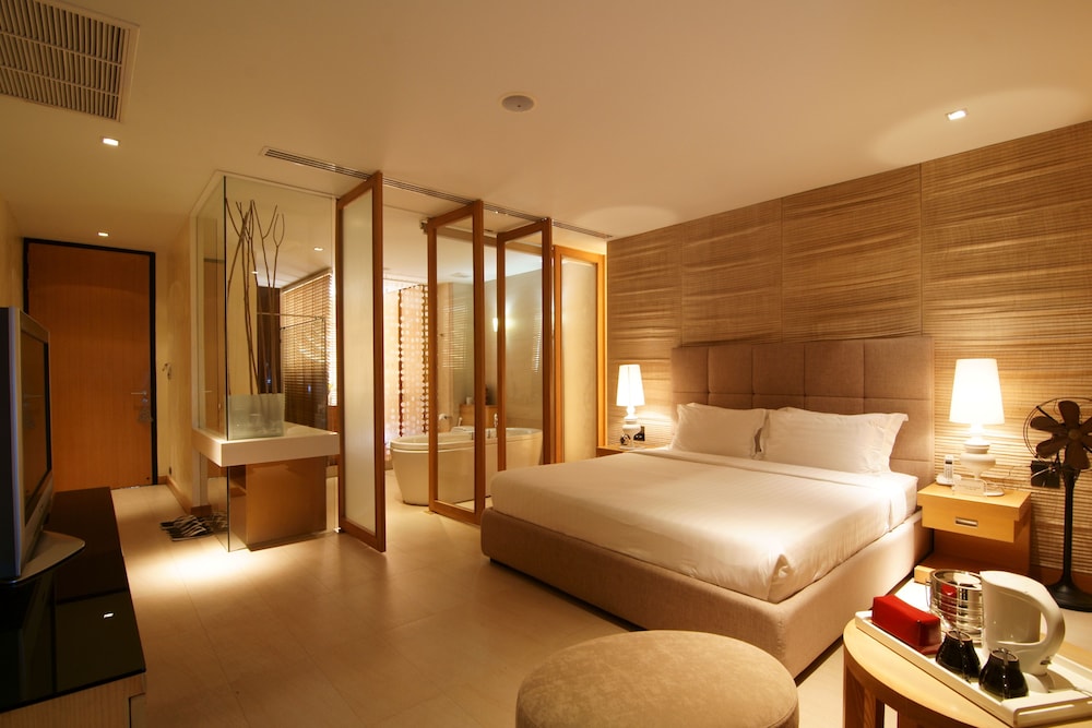 Dune Hua Hin 11/49