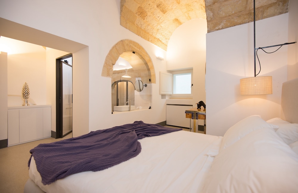 Palazzo de Noha 13/94