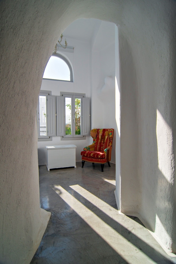 Revelis Villa & Canava 38/50