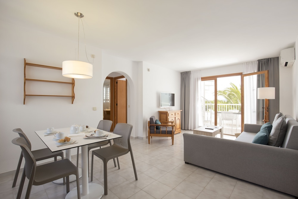 Las Velas Apartments 32/57