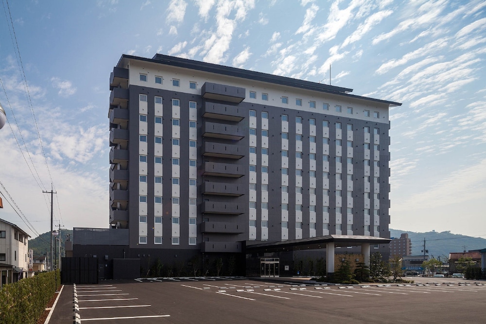 Hotel Route-Inn Tsuyama Ekimae 2/26