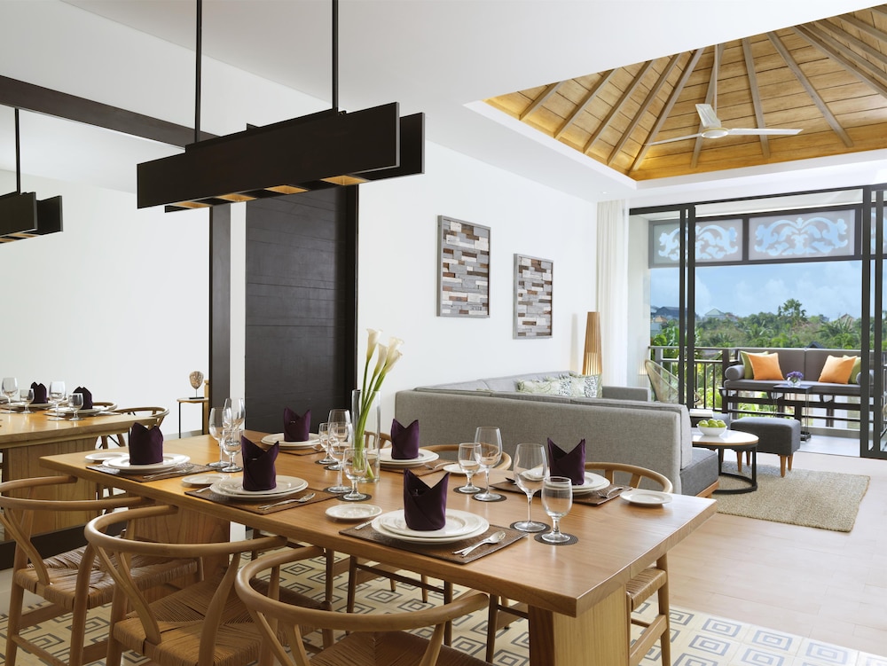 Avani Seminyak Bali Resort 55/77