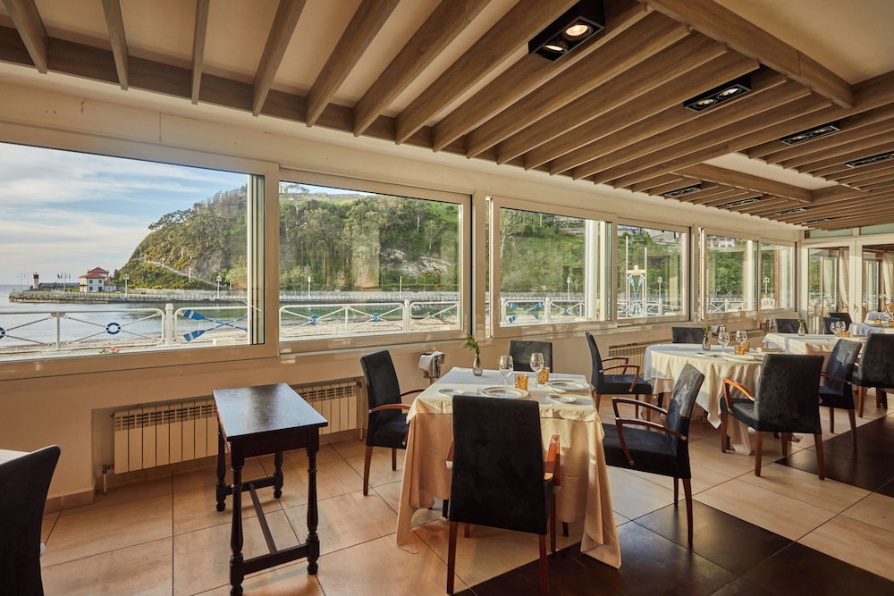 Gran Hotel del Sella 54/66