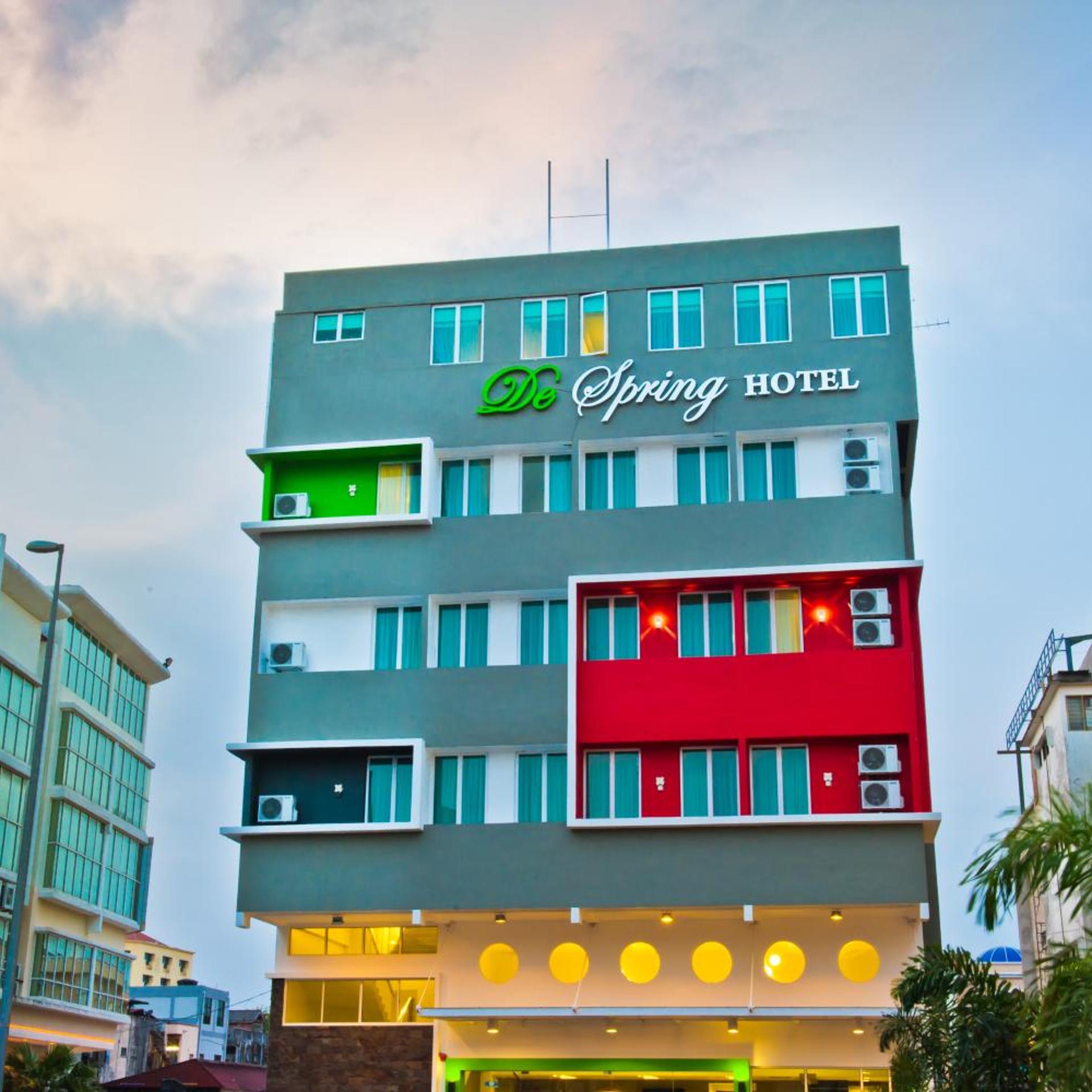 De Spring Hotel 1/50
