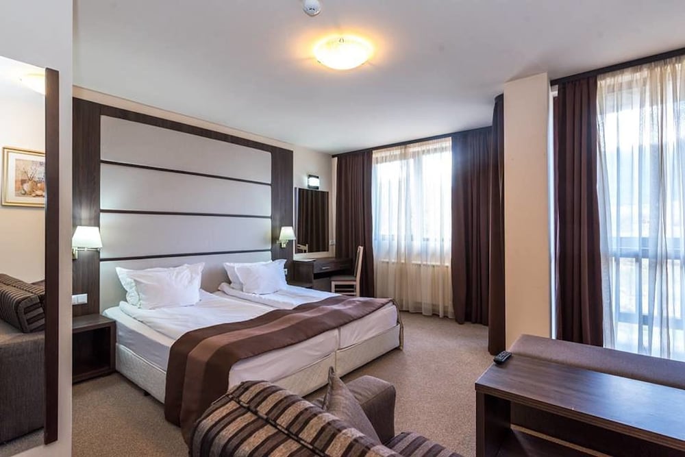 HOTEL COMPLEX ZARA RESORT & SPA 11/54