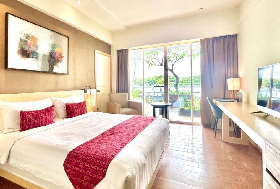 غرفة تنفيذية بسرير كينج، Grand Zuri Bsd City 2/4