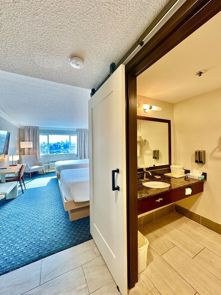 Lincoln Hotel Monterey Park Los Angeles 38/74