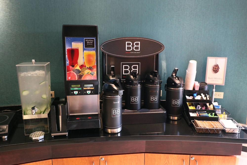 Fairfield by Marriott Inn & Suites Des Moines Airport 35/40