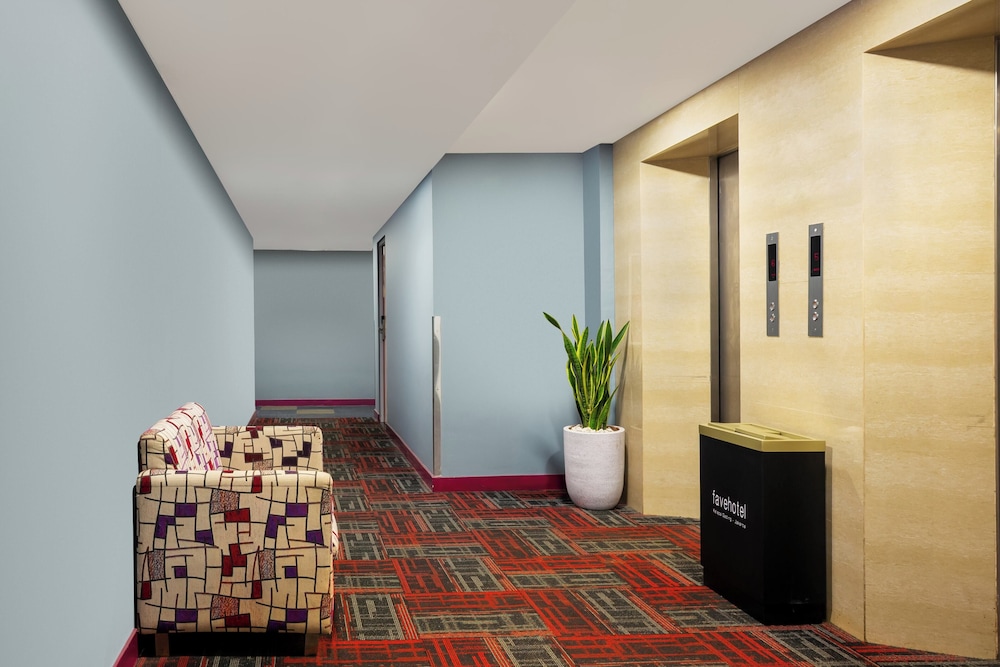 favehotel Kelapa Gading 28/54