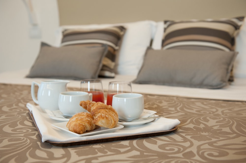 Hotel Italia 43/55