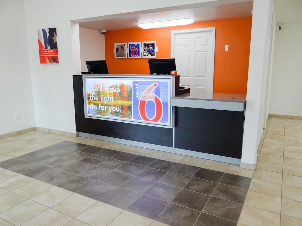Motel6 Erie, PA photo3