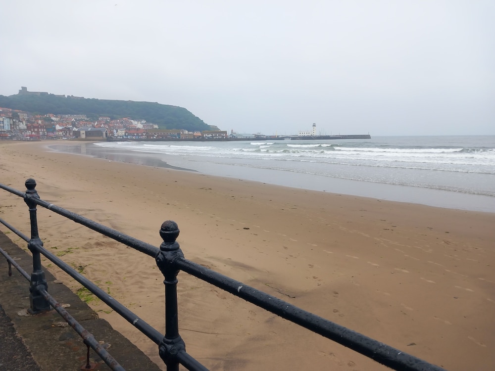 Grand Hotel Scarborough 67/72