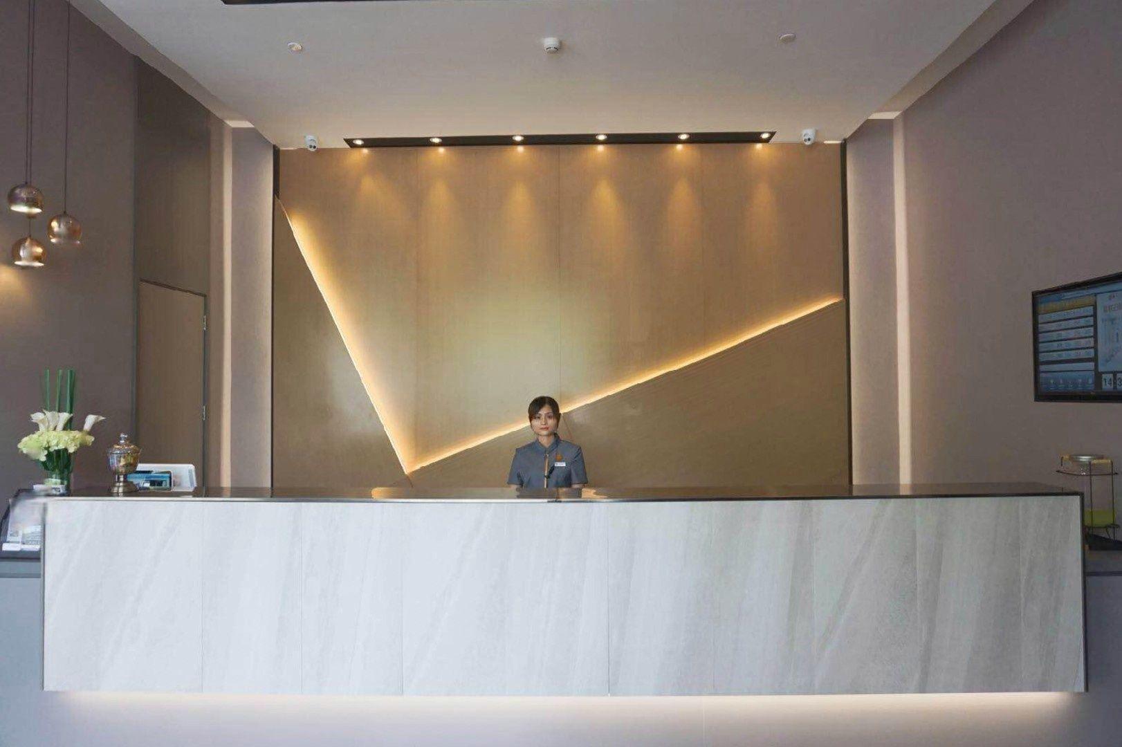 Homeinn Selected (Nantong Renmin Middle Road Dongjing International) 6/38