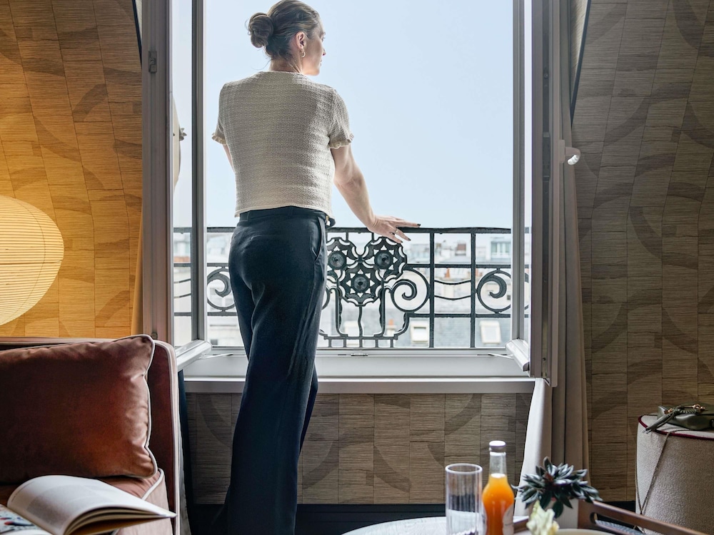 Hotel Faubourg Galant Paris, Handwritten Collection 9/69