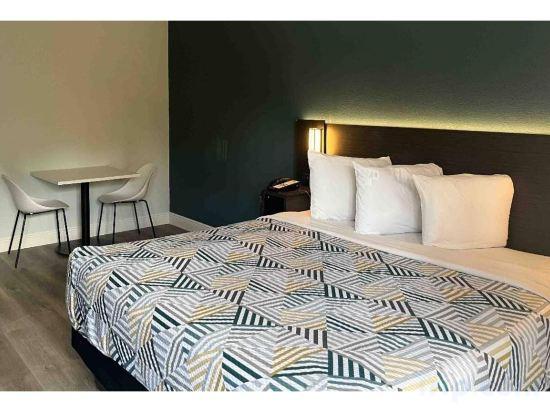 Motel6 National City, CA 12/24