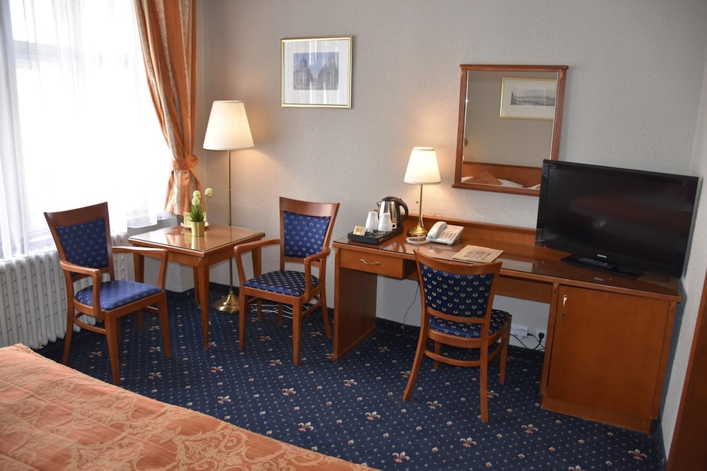 Hotel Arbes 43/48