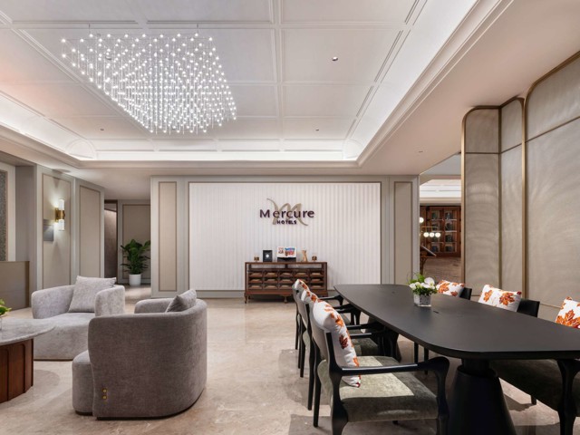 Mercure Hangzhou Wenyi Road 8/10