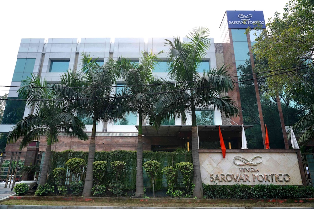 Venizia Sarovar Portico (ex Grand Venizia) 4/55