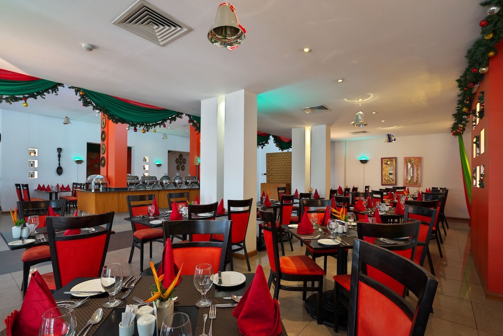 Fiesta Royale Hotel 31/50