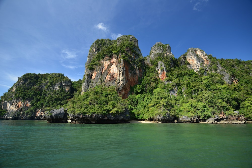 Bhu Nga Thani Resort & Villas Railay 44/50