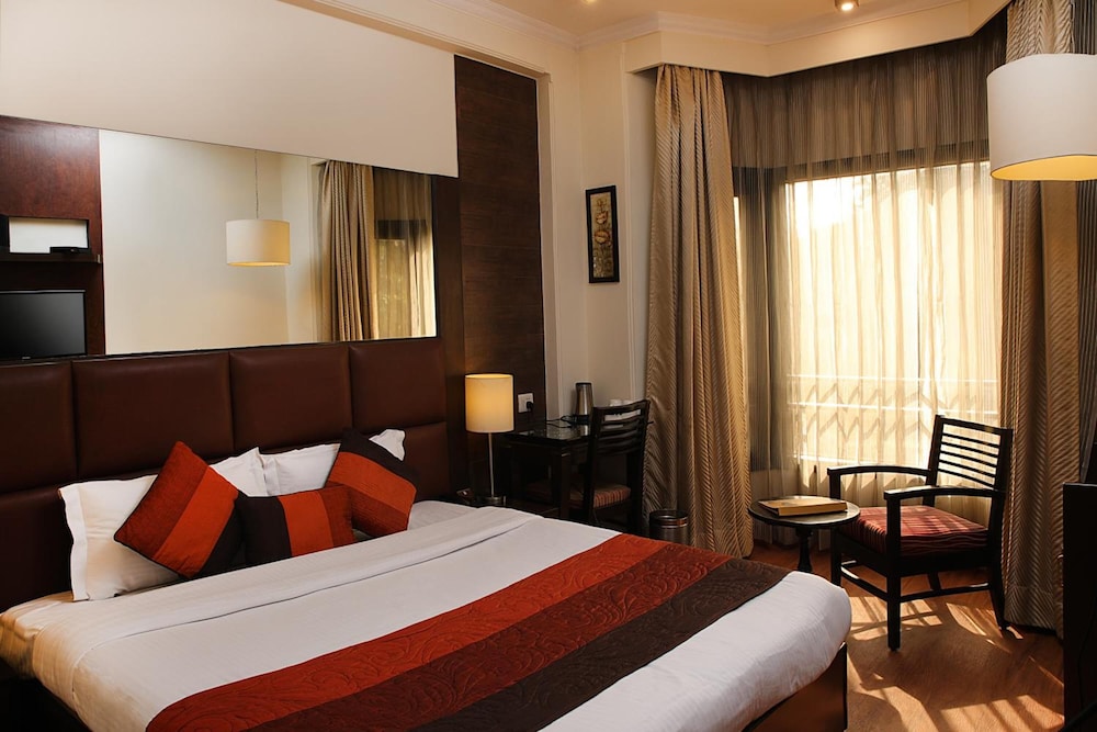 Ahuja Residency Gurgaon 35/50