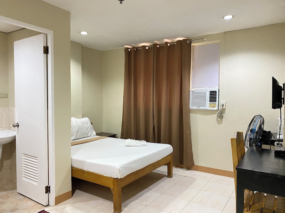 Lylie Hotel 24/51
