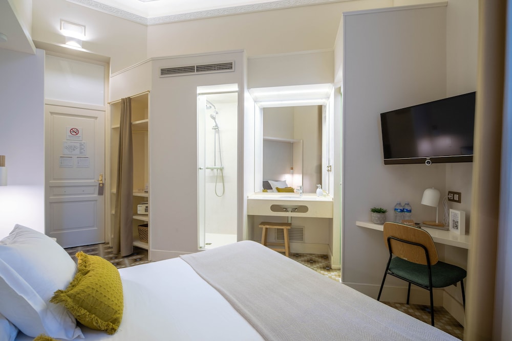 Anakena House Modernist Bed And Breakfast 18/73
