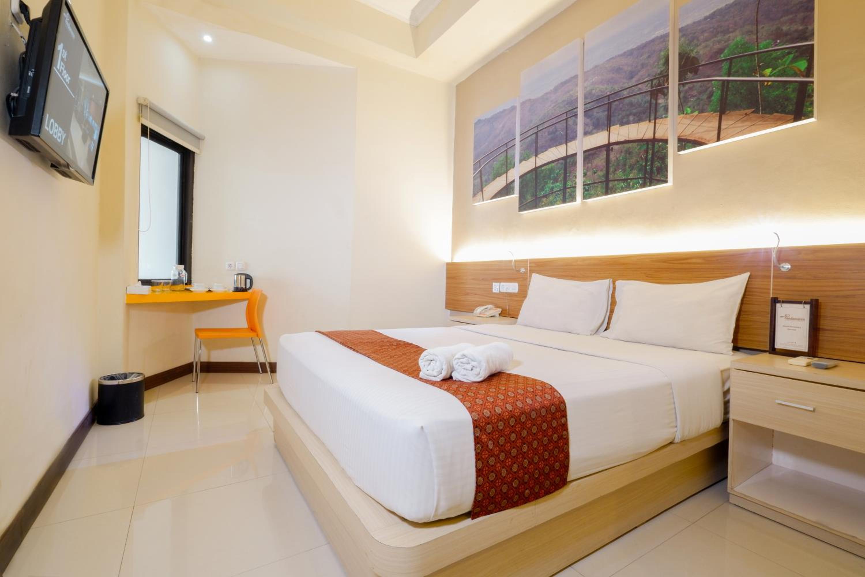 Superior, Double or Twin Bed