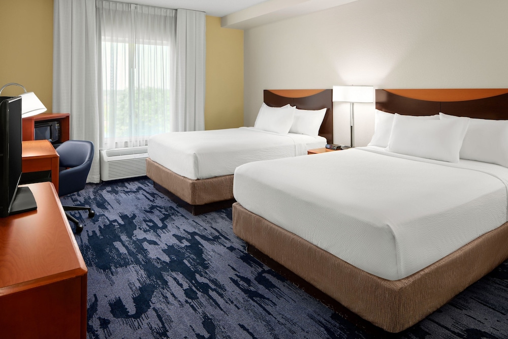 Fairfield Inn Suites Carlisle 15/55