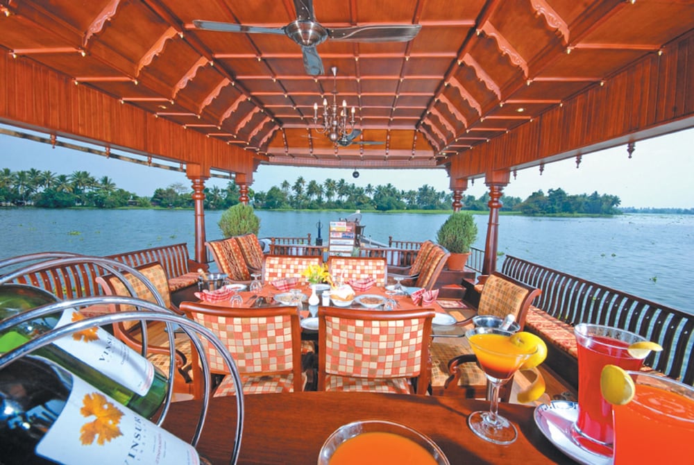 Sterling Lake Palace Alleppey. 47/58
