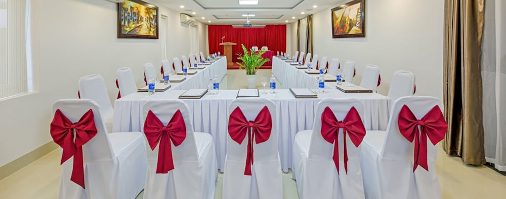 Golden Star Hotel 62/69