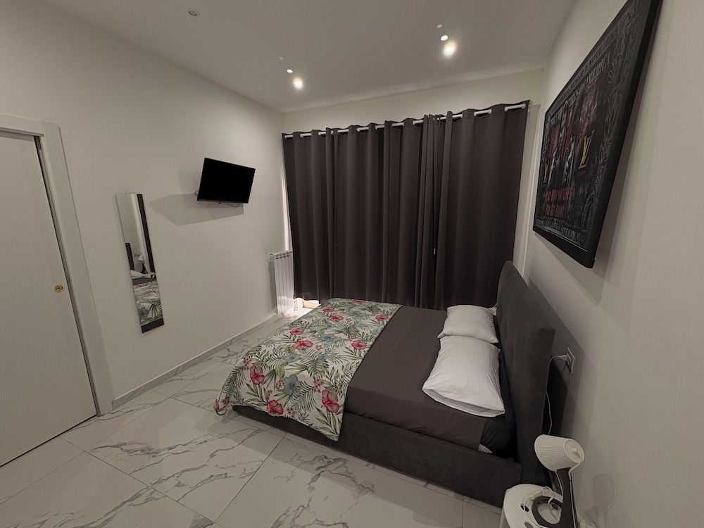 Superior, Town House, Double Bed, City View, Balcony