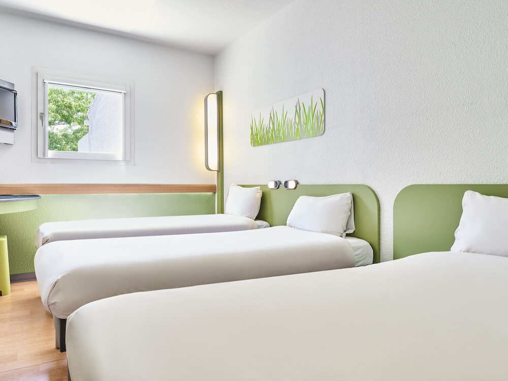 Ibis Budget Versailles Coignieres 10/50