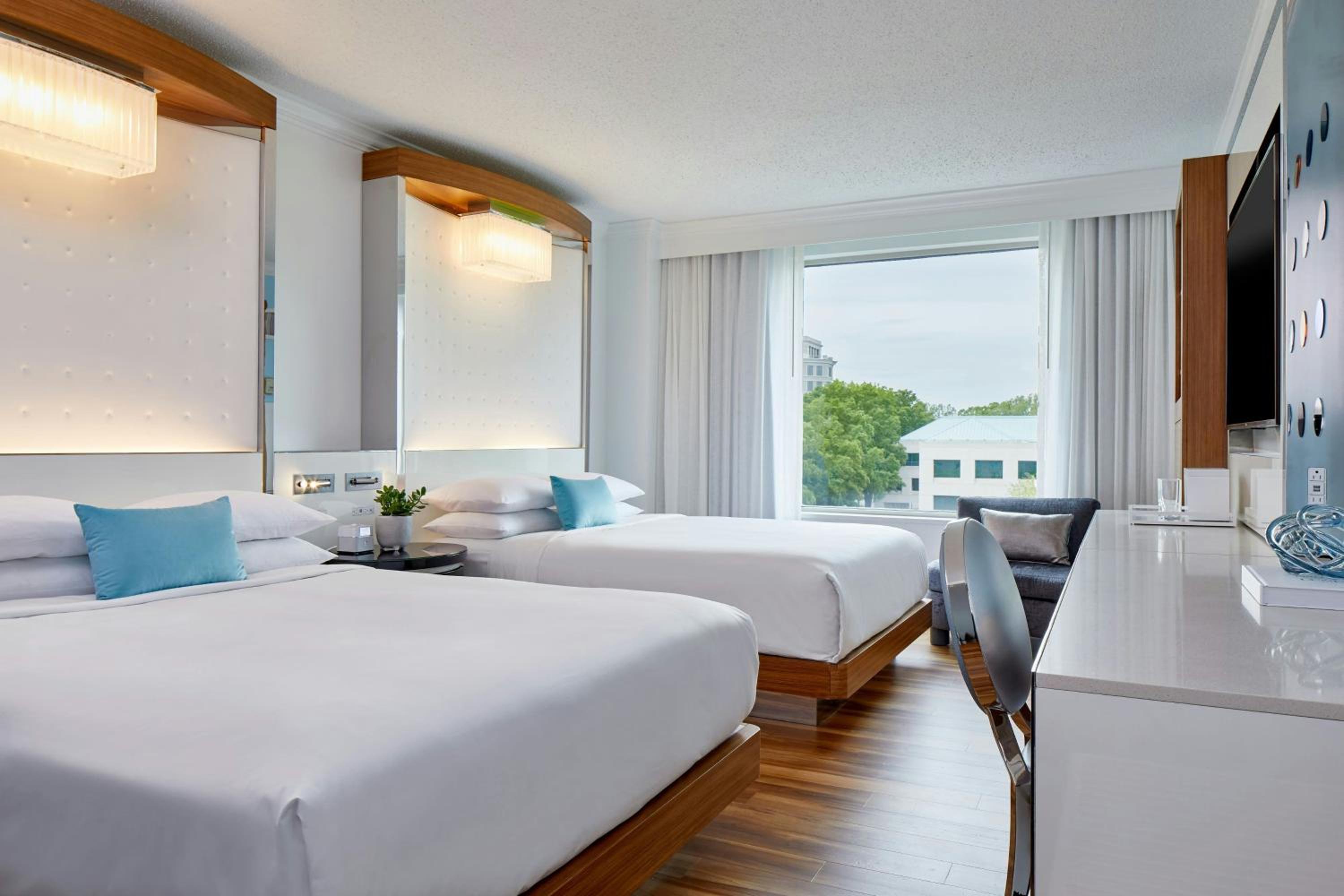 Room, 1 King or 2 Double Beds, Club Floor, High Floor