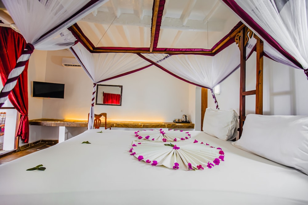 AHG Waridi Beach Resort & Spa 12/47