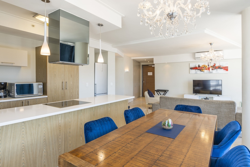 VA Waterfront Residences by WHosting 28/50