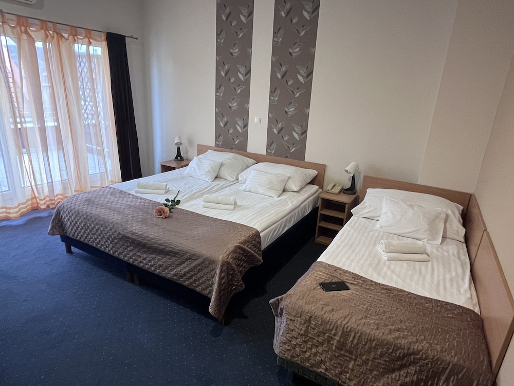 Hotel Papillon 30/50