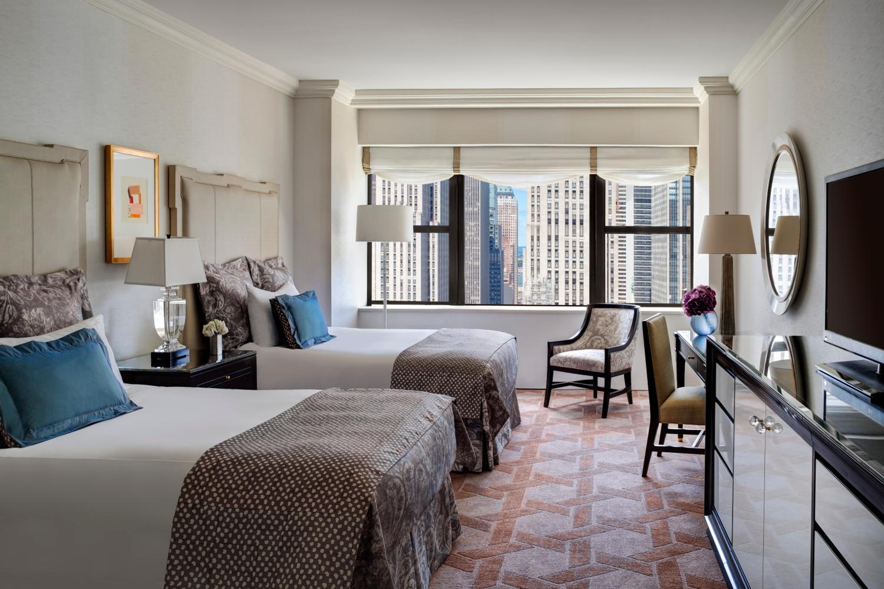 Room, 2 Queen Beds, Cathedral View