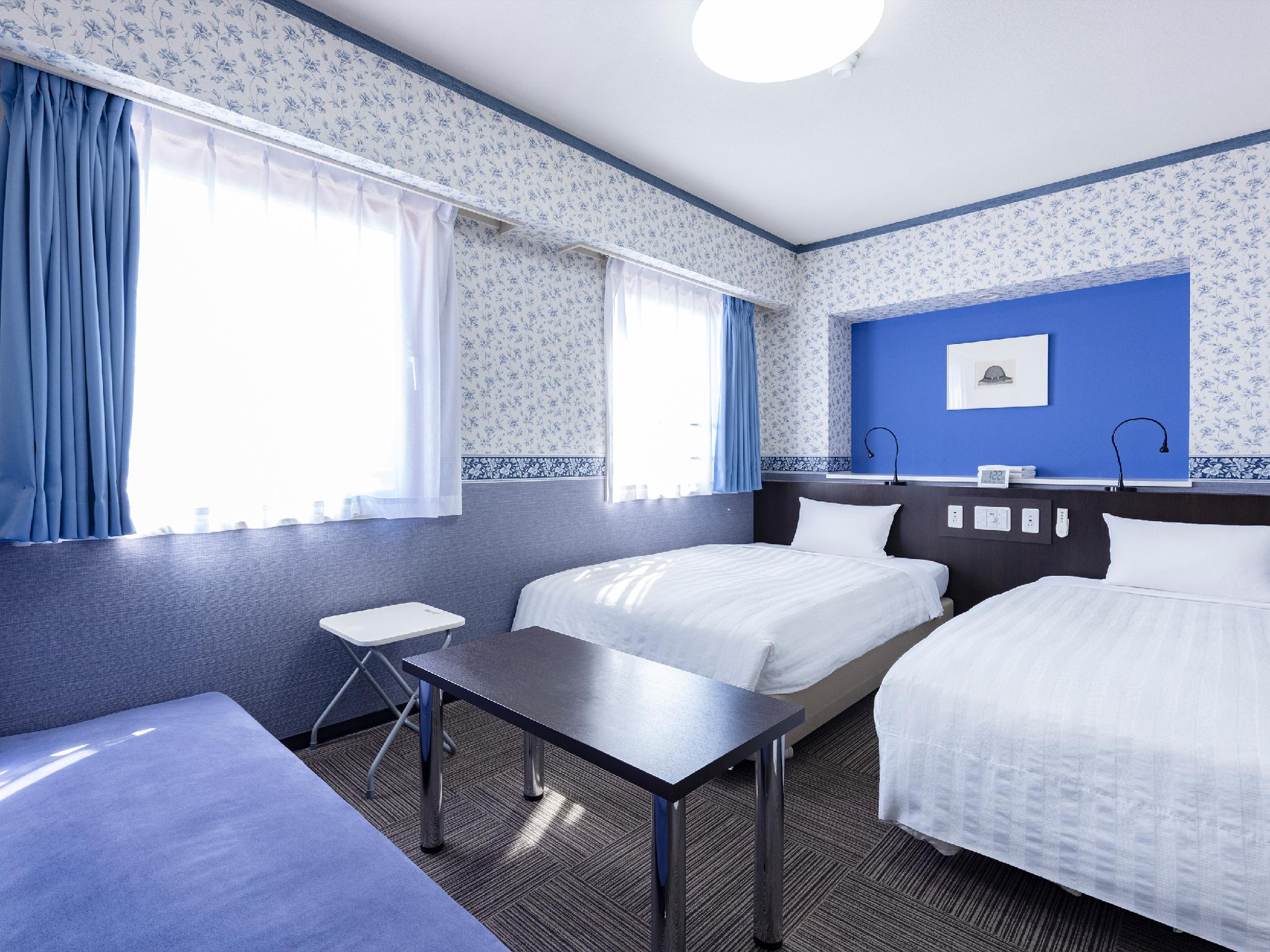 Semi Room, 2 Semi Double Beds