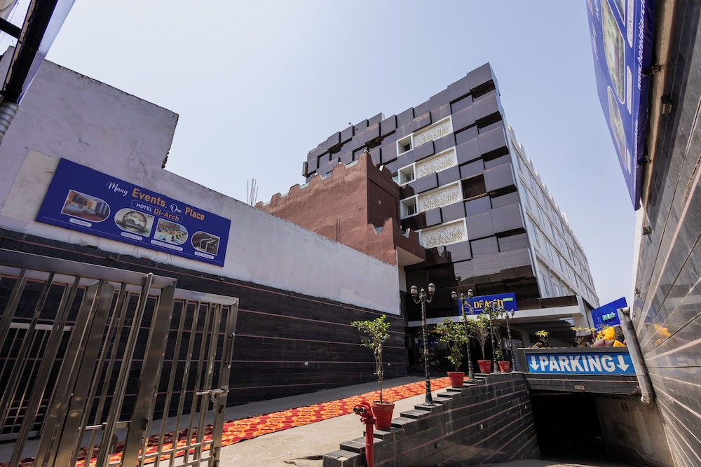 Hotel Di-Arch Lucknow 3/50