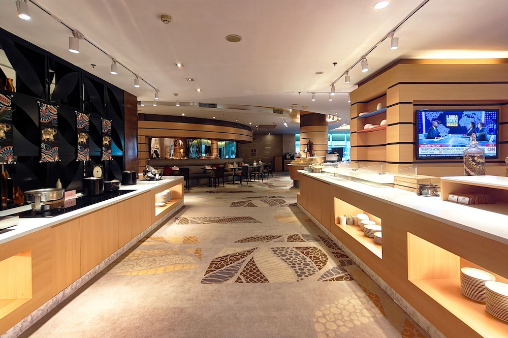 Holiday Inn Donghua 7/49