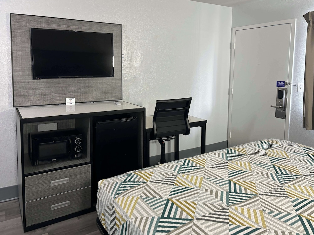Motel6 Meridian, MS 51/60