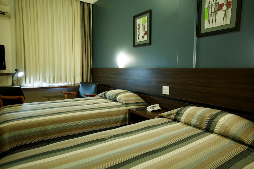 Eston Hotel 21/38