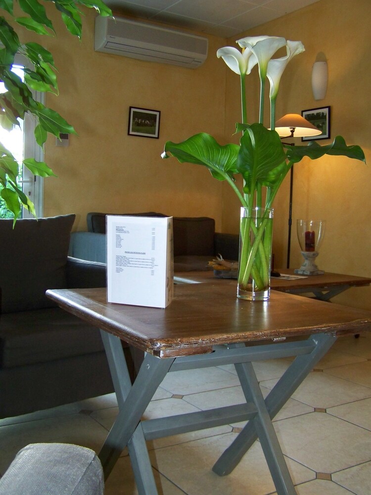 Brit Hotel Nogent Le Rotrou Hotel Du Perche 11/44