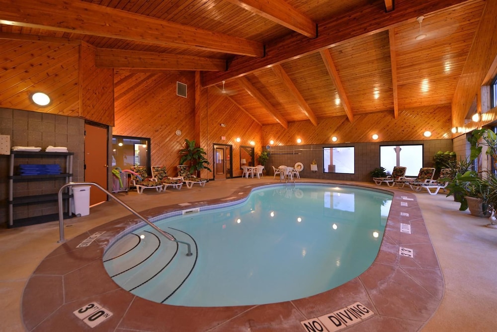 swimming pool spa